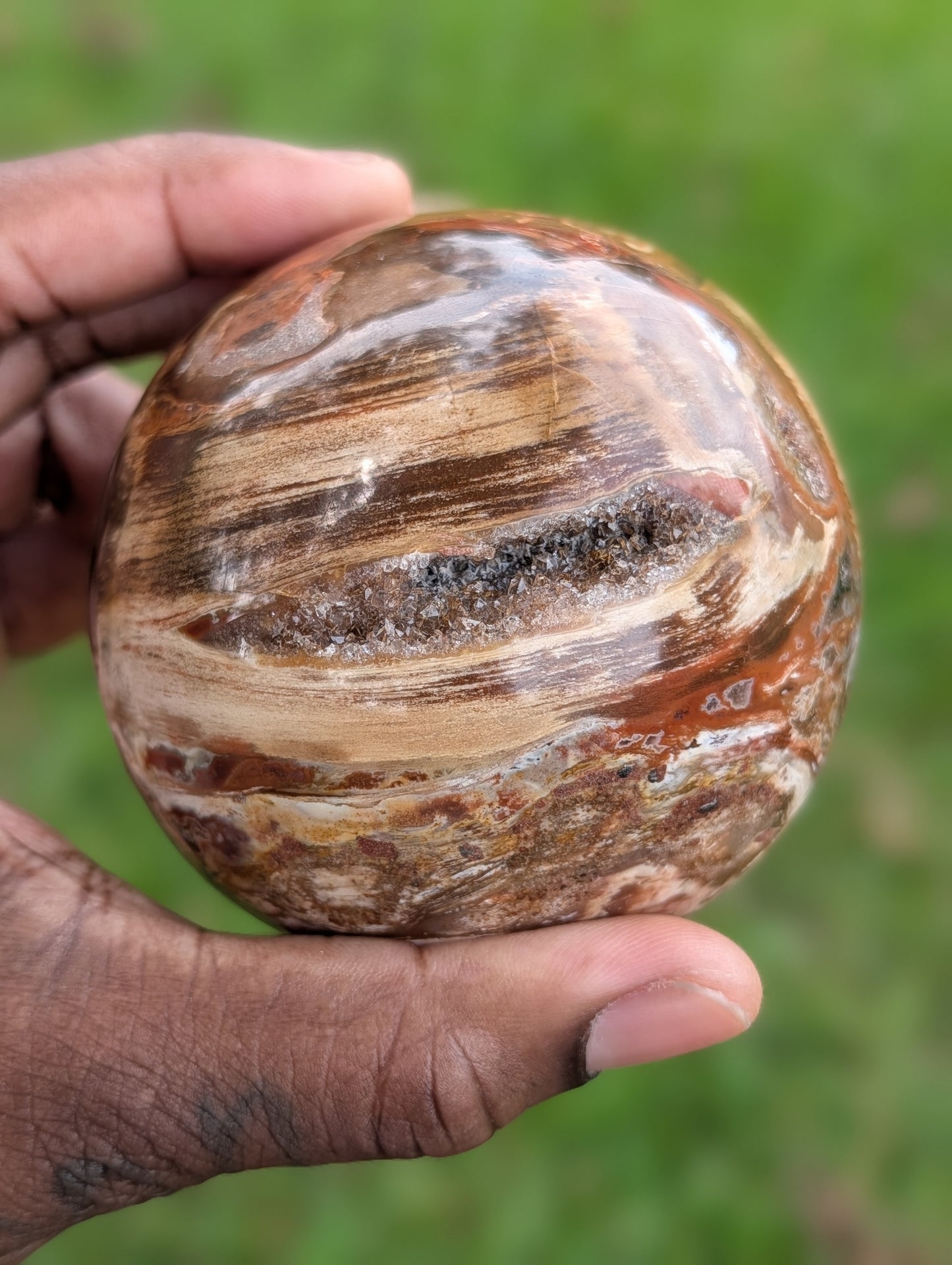 Money Agate Sphere w| Druzy